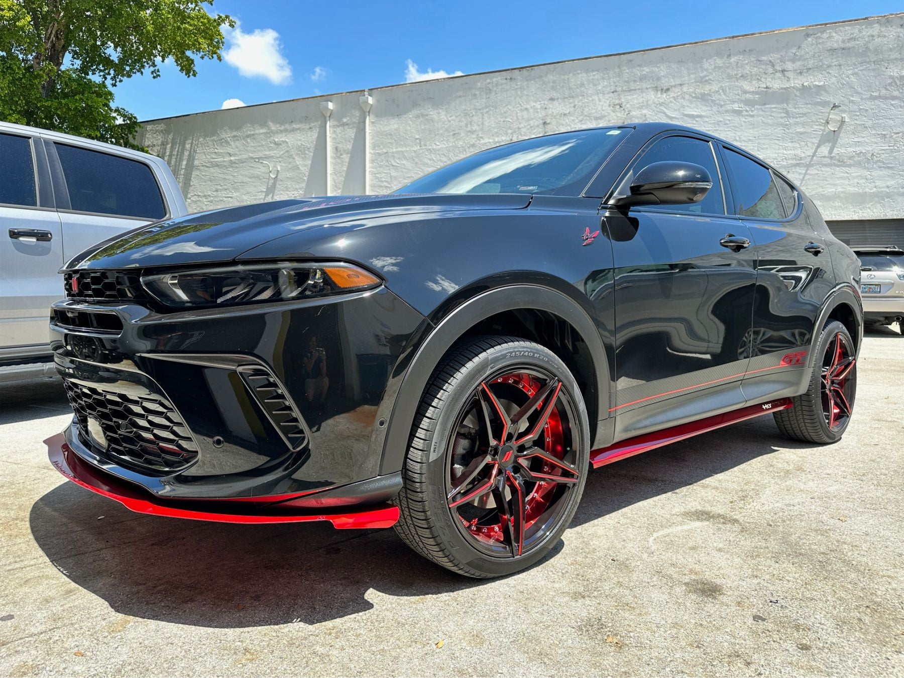 2023-2025 Dodge Hornet Side Splitters – Downforce Solutions