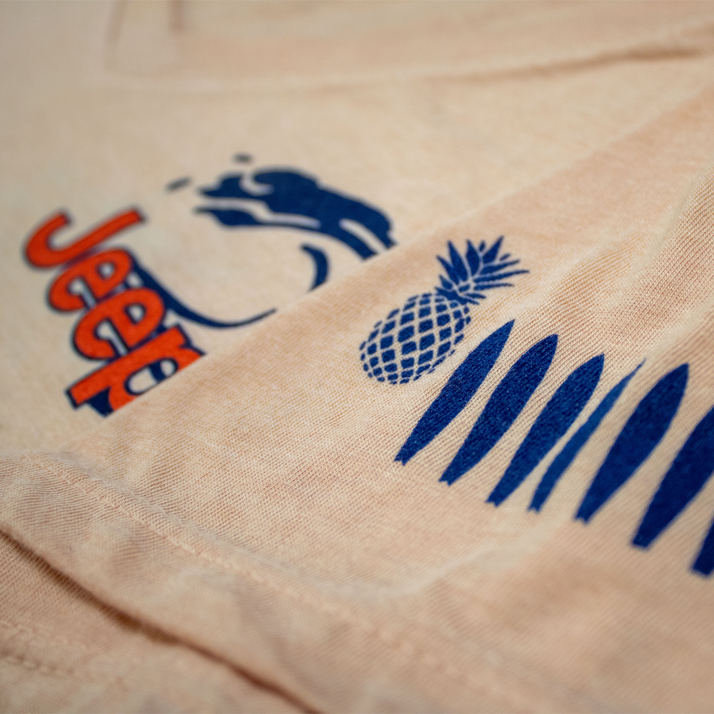 Ladies V-Neck Jeep® Beachin' Good Time - Heather Peach - FINAL SALE